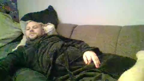 Snapshot of himree chatting on 10.04.25 Himre online show from 10.04.25