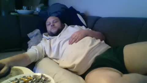 Snapshot of himree chatting on 10.17.25 Himre online show from 10.17.25