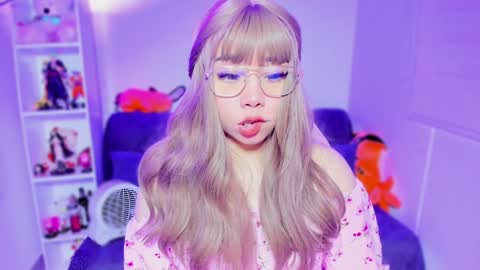 Snapshot of hinata1_chan chatting on 12.21.24 Hinata online show from 12.21.24