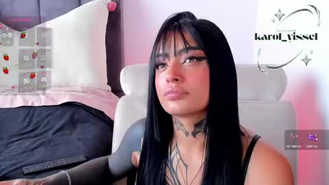 Snapshot of hinataweed01 chatting on 07.04.26 Karol Independent Model online show from 07.04.26