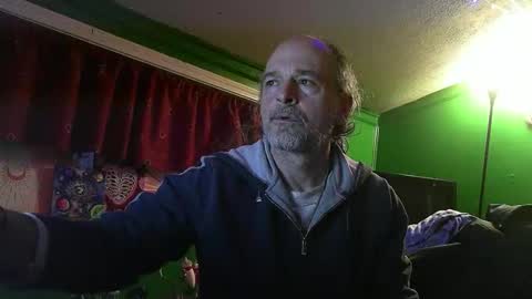 hippiedad333 online show from 02.18.26