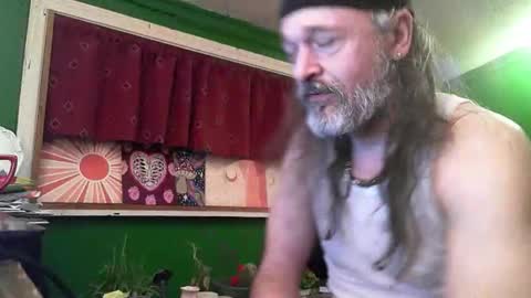 hippiedad333 online show from 03.24.26