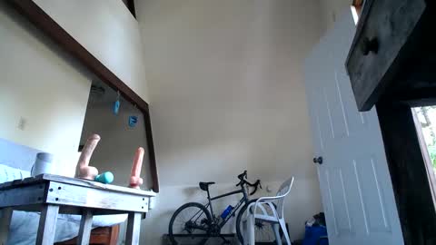 Snapshot of hippiezen chatting on 09.23.25 Hippie Jijm online show from 09.23.25