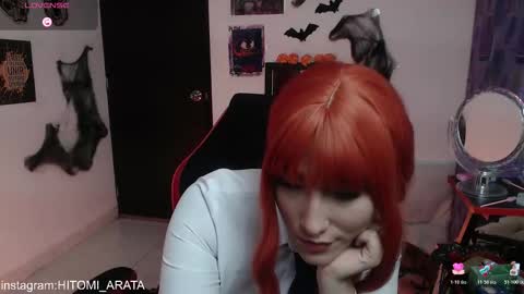 Hitomi Arata online show from 10.31.25