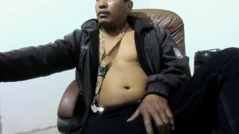 Snapshot of hk5792 chatting on 09.21.25 Your Morenito online show from 09.21.25