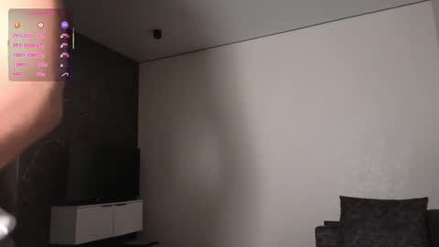 Snapshot of hoaarisa chatting on 01.13.26 Sofia online show from 01.13.26