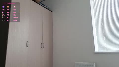 Snapshot of hoaarisa chatting on 01.17.26 Sofia online show from 01.17.26