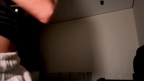 Snapshot of hoaarisa chatting on 02.22.26 Sofia online show from 02.22.26