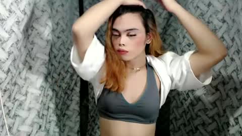 Snapshot of hoelyaurora chatting on 06.28.26 Aurora3 online show from 06.28.26