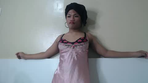 Snapshot of hoelyrafaela chatting on 06.23.26 Rafaela3 online show from 06.23.26