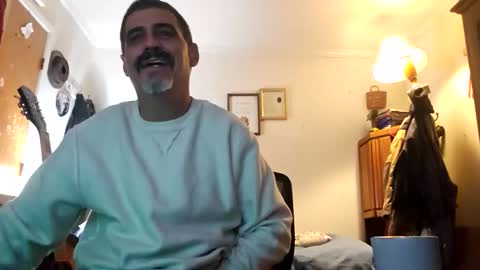 hoglegg99384194 online show from 12.18.25