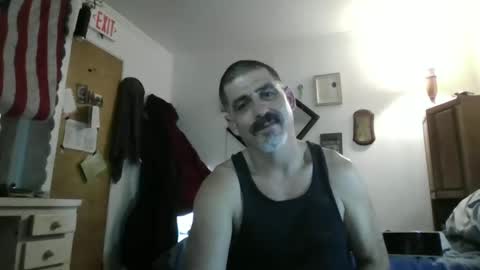 Snapshot of hoglegg99384194 chatting on 05.22.26 hoglegg99384194 online show from 05.22.26
