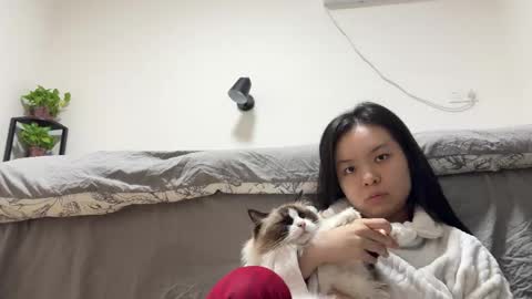 Snapshot of hola_sunflower chatting on 11.29.25 amy online show from 11.29.25