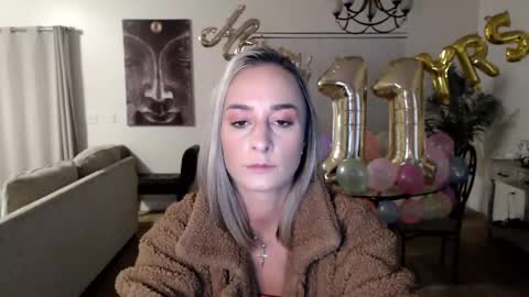 Holi Hurricane online show from 02.18.25