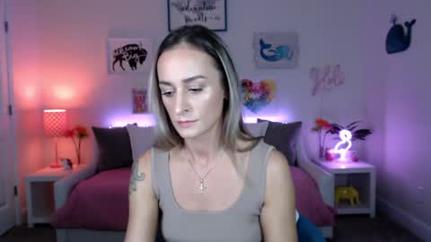 Holi Hurricane online show from 10.09.25