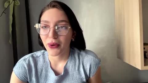 Snapshot of hollisguerrette chatting on 04.03.26 Sofia online show from 04.03.26