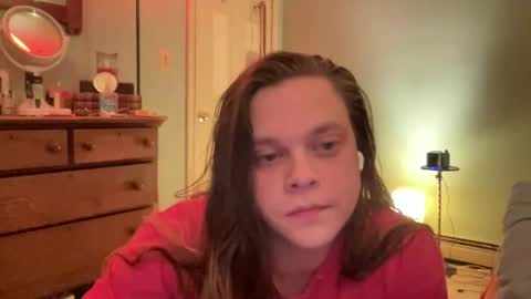 Snapshot of holly23hopefull chatting on 12.19.24 Hollys Drive threw Side Of CB. online show from 12.19.24