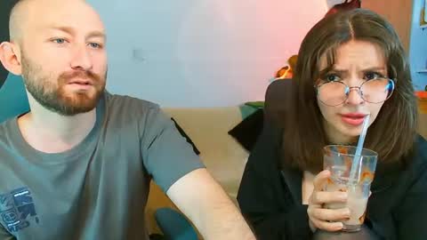 Snapshot of holly_and_honey_69 chatting on 06.11.26 Holly and Honey online show from 06.11.26