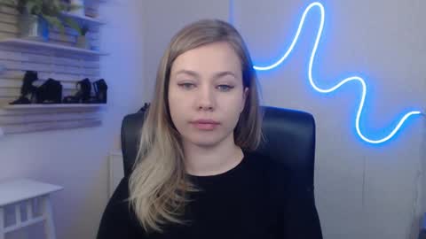 Holly online show from 01.21.25