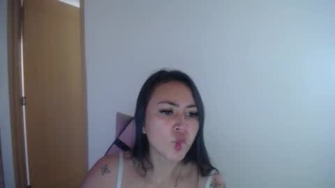 Holly online show from 12.15.25