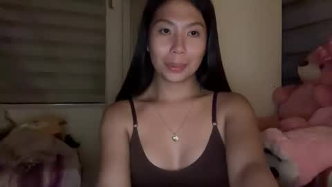holly_wyn online show from 04.03.26