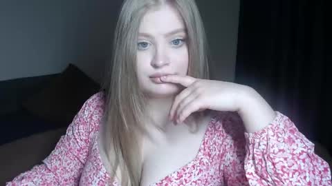 hollykira online show from 05.08.26