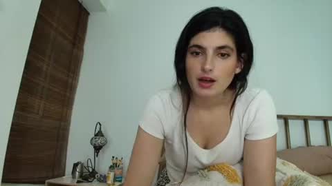 Snapshot of hollyshit_ chatting on 06.20.26 hollyshit_ online show from 06.20.26