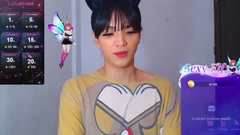 Snapshot of hollywoodbitch chatting on 07.25.26 Isabella Marie online show from 07.25.26
