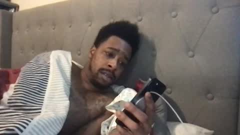 Snapshot of hollywoodsexxx chatting on 12.17.25 HOLLYWOODSEXXX online show from 12.17.25