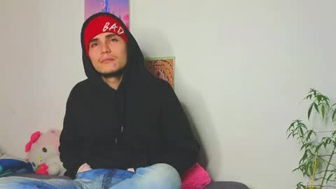      online show from 05.08.26
