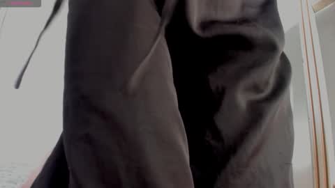 Snapshot of holybabe342 chatting on 02.25.26 Vio online show from 02.25.26