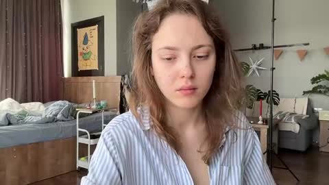 Snapshot of holydori chatting on 05.19.26 dori not holy get my tg channel with link from description under last photo online show from 05.19.26
