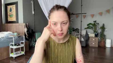 Snapshot of holydori chatting on 05.24.26 dori not holy get my tg channel with link from description under last photo online show from 05.24.26