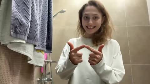 Snapshot of holydori chatting on 06.03.26 dori not holy get my tg channel with link from description under last photo online show from 06.03.26