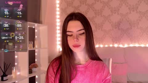 Mia online show from 11.07.25