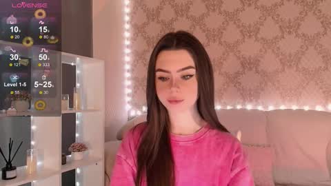 Mia online show from 11.30.25