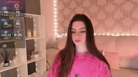 Mia online show from 04.27.26