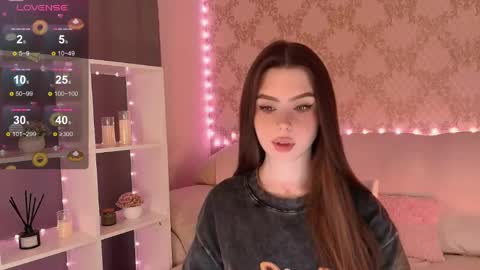 Mia online show from 05.20.26