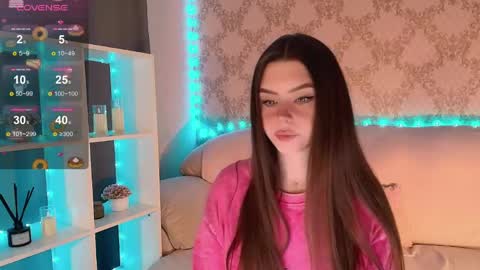 Mia online show from 05.24.26