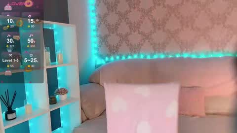 Mia online show from 06.08.26