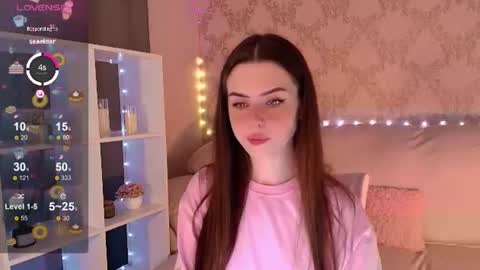 Mia online show from 06.14.26