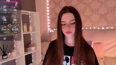 Mia online show from 06.19.26