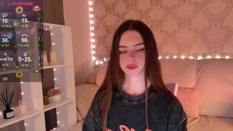 Mia online show from 08.07.26