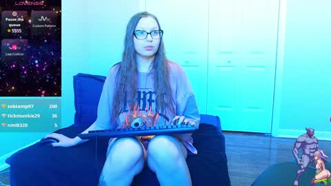 Viktoria online show from 01.18.25