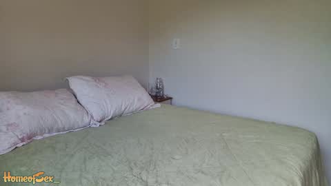 Snapshot of homeofsex_ chatting on 02.10.26 Jack and Sally online show from 02.10.26