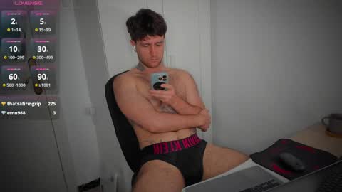 Snapshot of honestandrew chatting on 04.22.26 Andrew online show from 04.22.26
