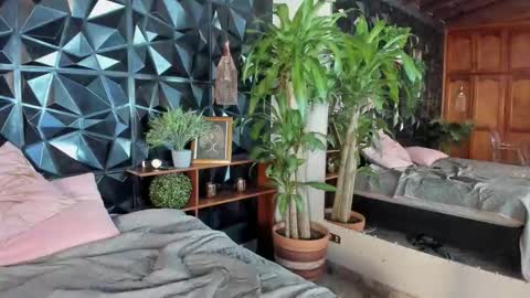 Snapshot of honey__monroe chatting on 11.20.25 honey monroe online show from 11.20.25