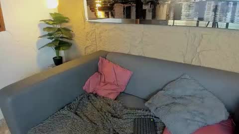 Snapshot of honey__monroe chatting on 12.01.25 honey monroe online show from 12.01.25