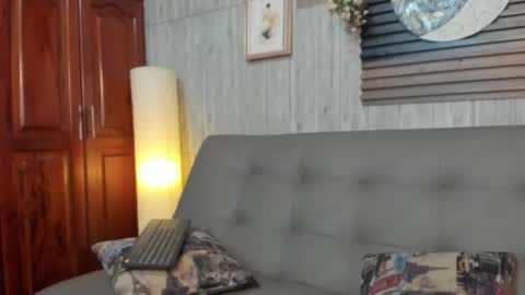 Snapshot of honey__monroe chatting on 01.09.26 honey monroe online show from 01.09.26