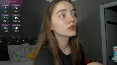 Snapshot of honey_chantal chatting on 06.09.26 Chantal online show from 06.09.26